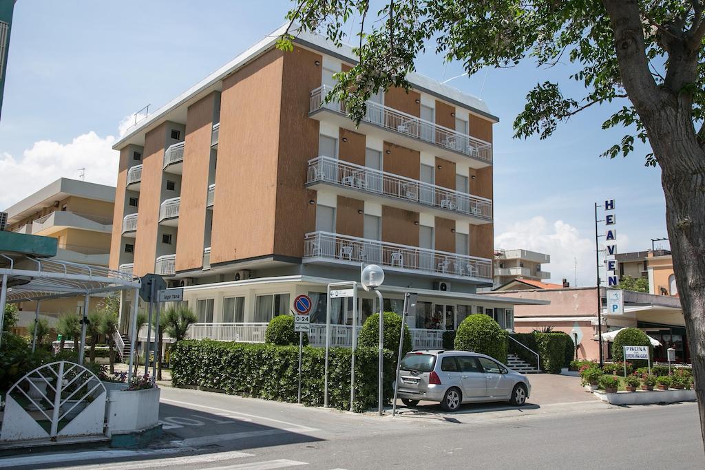 Heaven 3* Rimini